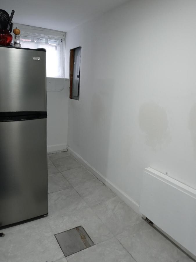 "Cozy Basement Retreat Just 40 Minutes To Nyc!" Apartment Irvington Exterior photo